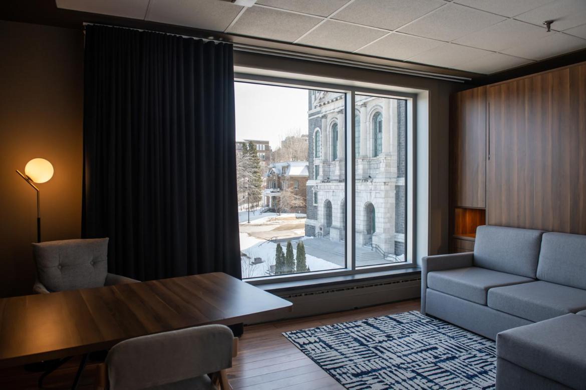 Hotel Chicoutimi, Affilie A Hyvi Exterior foto