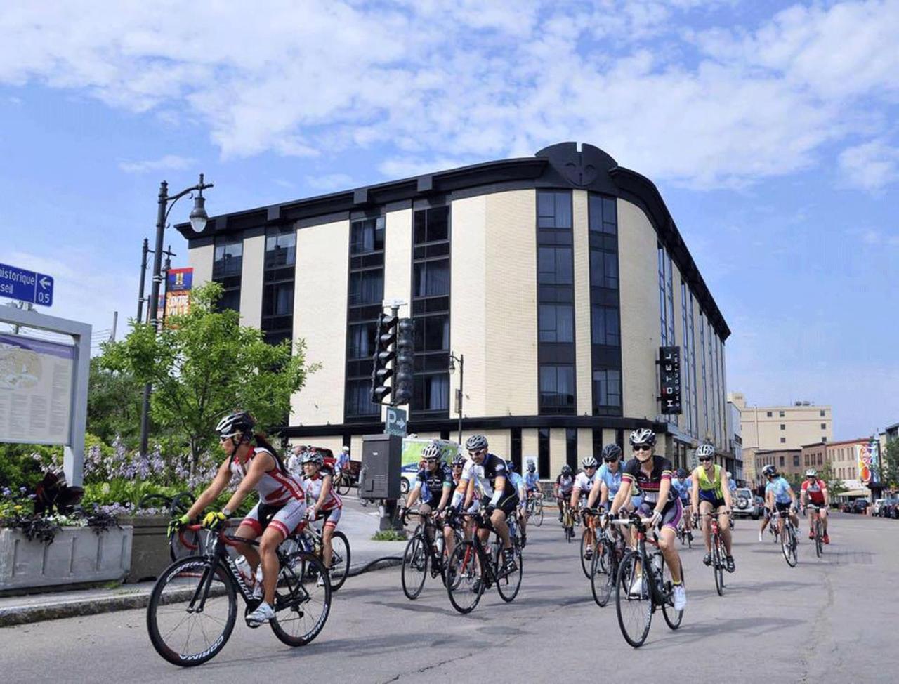 Hotel Chicoutimi, Affilie A Hyvi Exterior foto